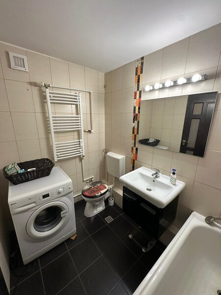 Metrou Brancoveanu, garsoniera 40 mp,