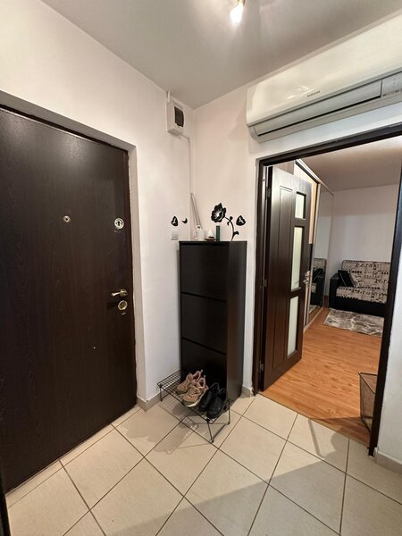 Metrou Brancoveanu, garsoniera 40 mp,